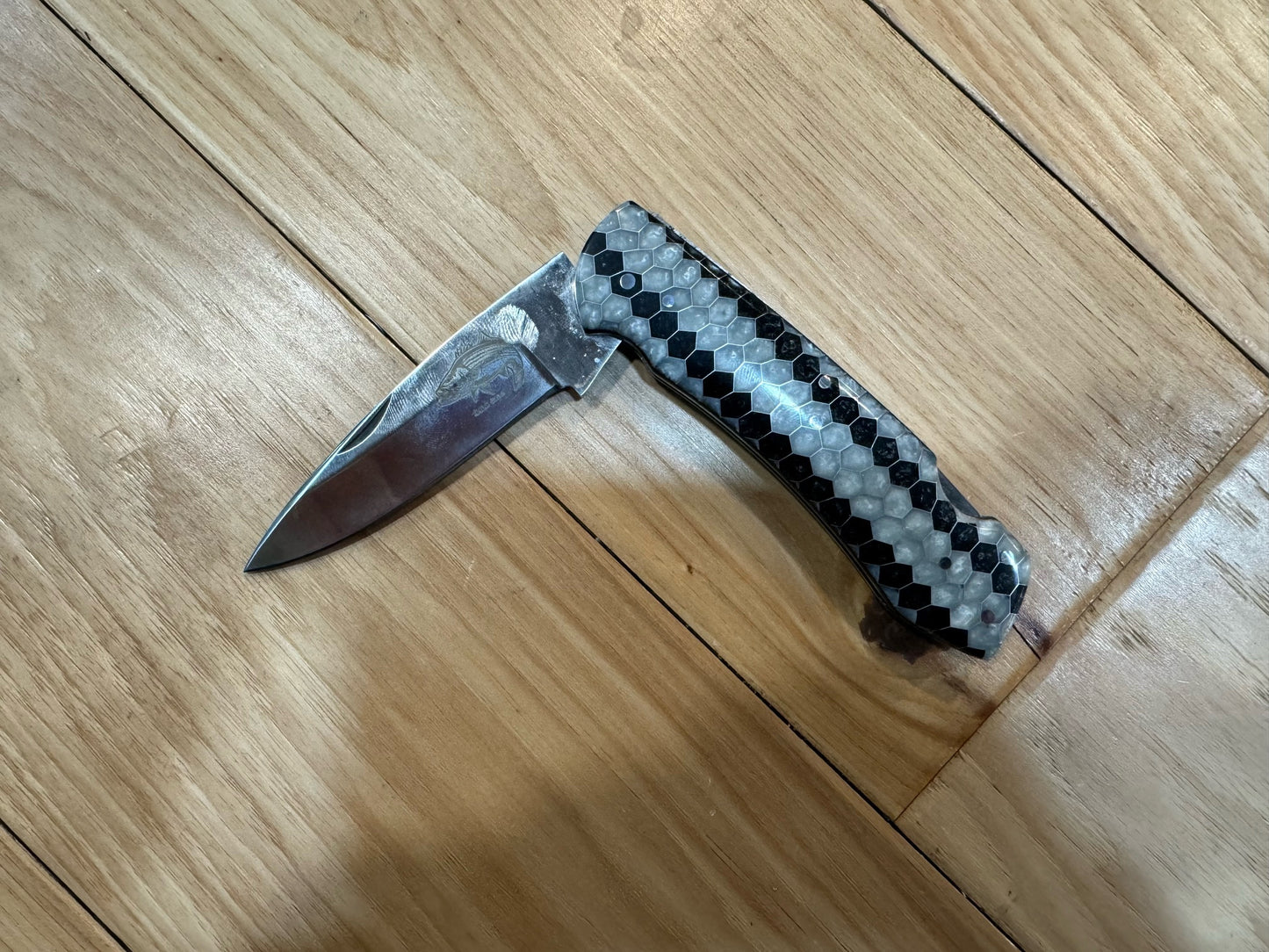 Anglers Edge Striper Resin Handle Folding Knife