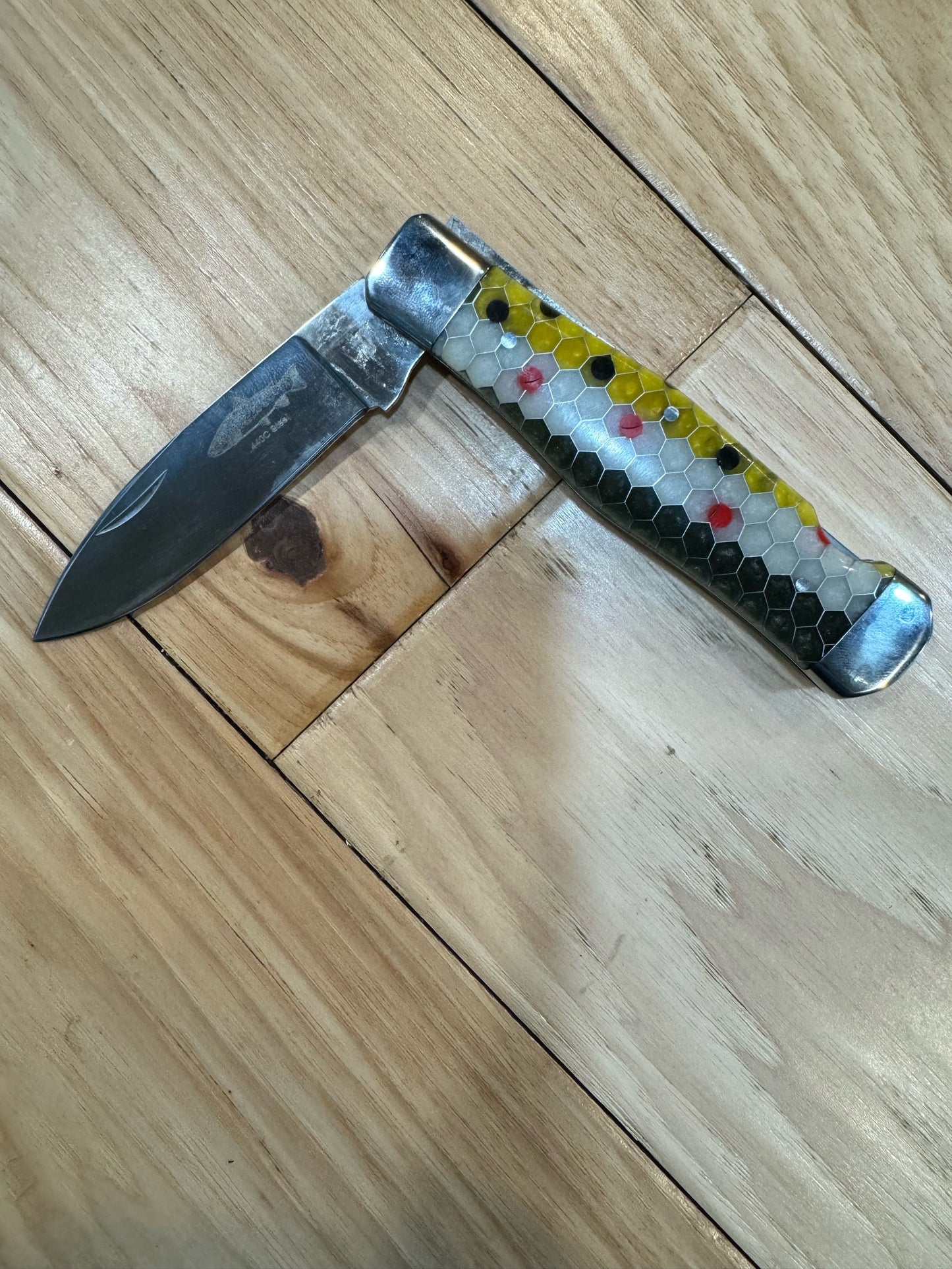 Anglers Edge Brown Trout Resin Handle Folding Knife